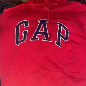 Gap sweater